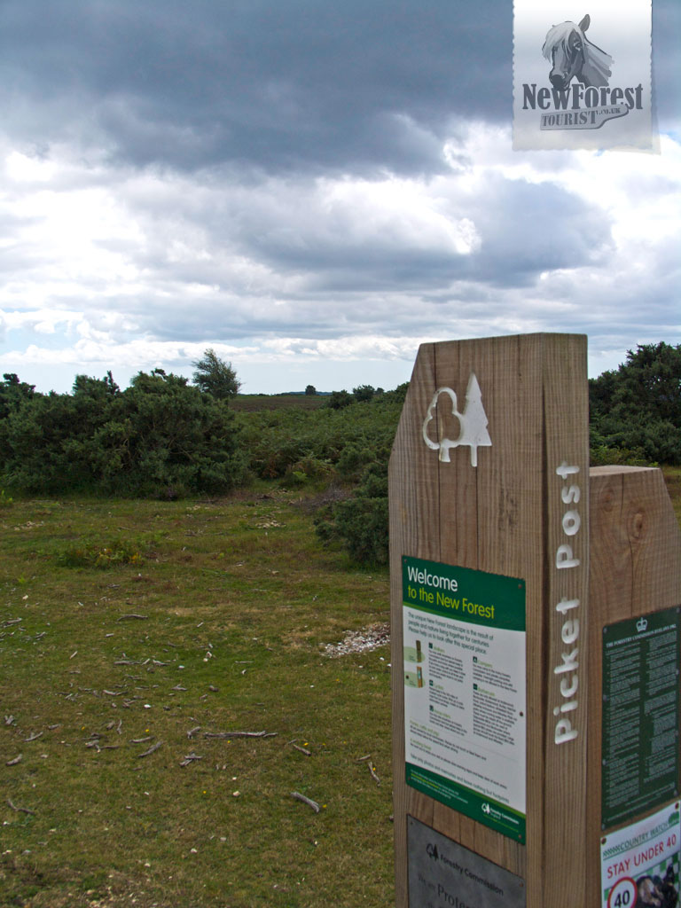 picketpostcarparksign New Forest Tourist