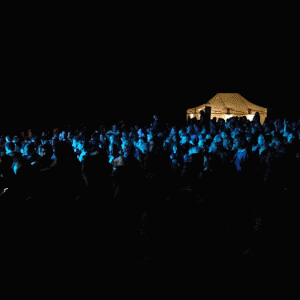 A colourful, appreciative and plentiful crowd listening to Fleetwood Bac